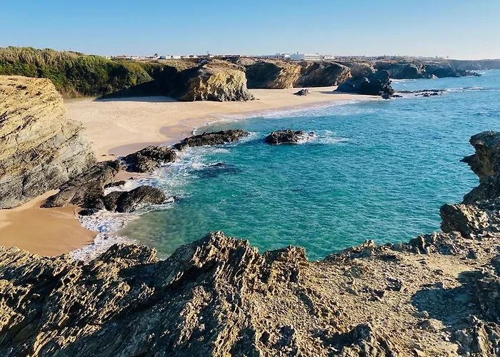 Pé na Areia, Alojamento Local