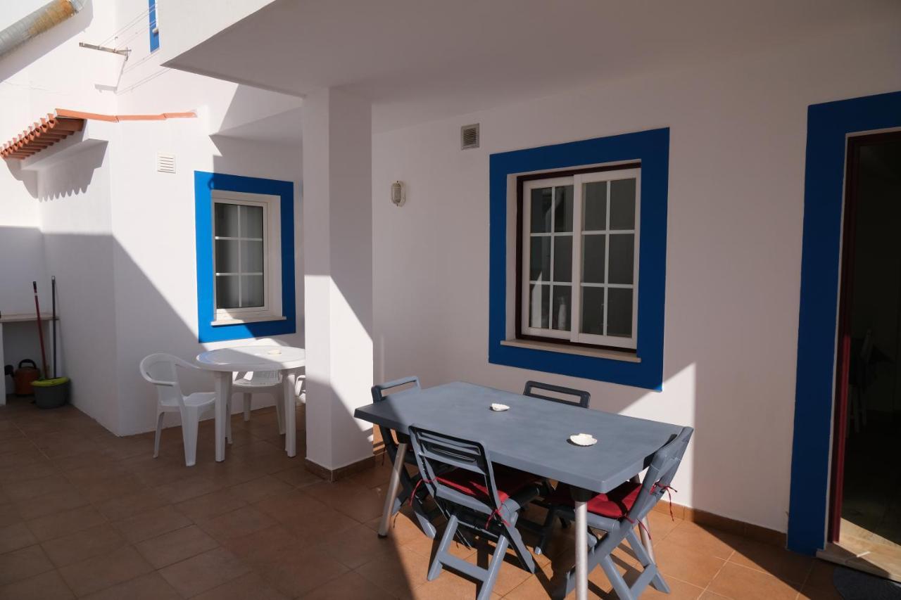 Guest house Pe Na Areia, Local Porto Covo